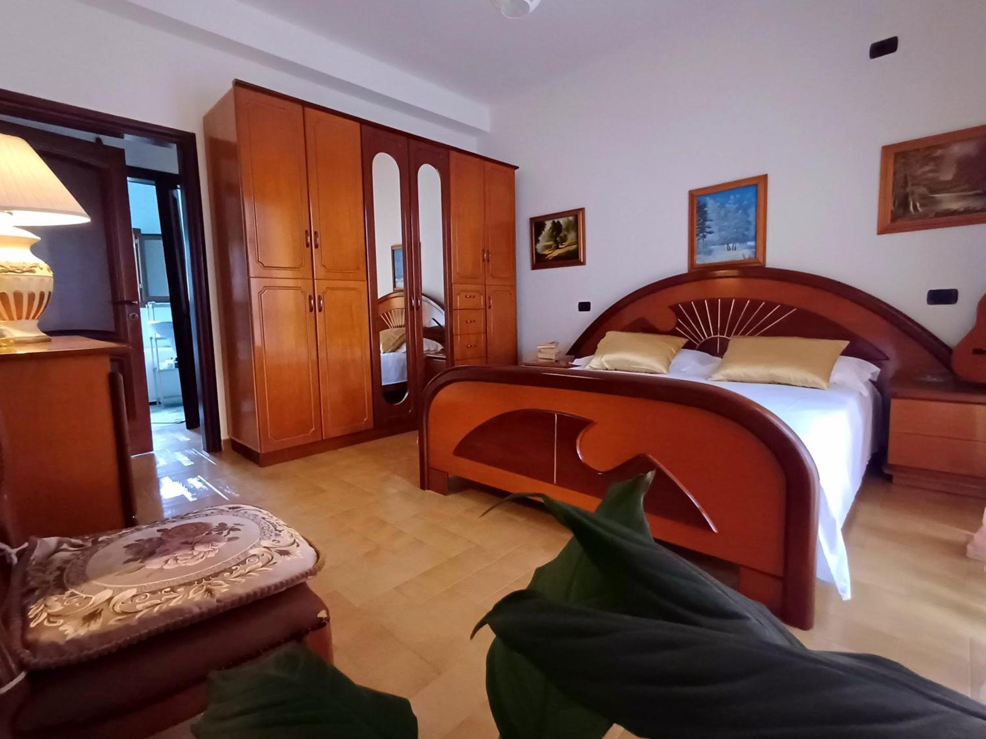 Vlorë Guest Room Near Historical Center מראה חיצוני תמונה